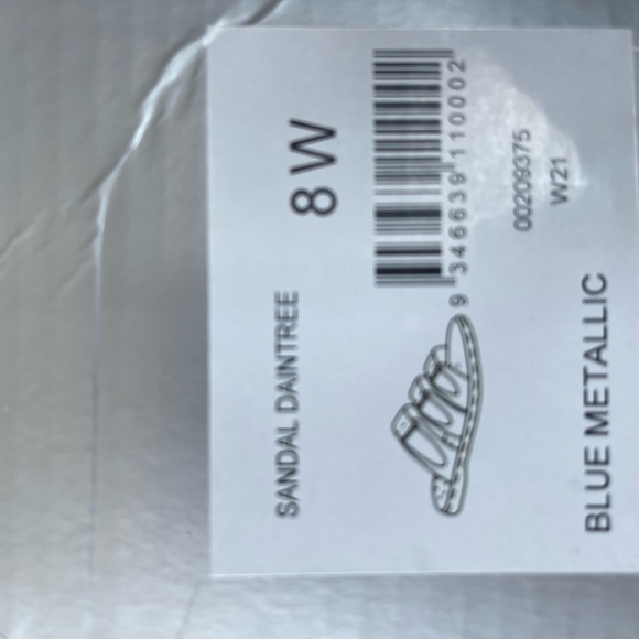 Cloudwalkers sandals brand new in box - Picture 3 of 4